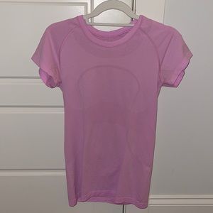 light pink lululemon swiftly tech